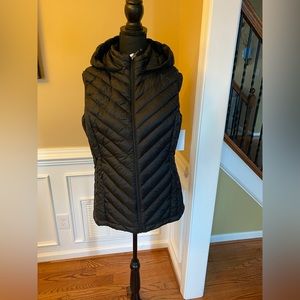 Light puffer vest